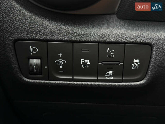 Черный Хендай Kona Electric, объемом двигателя 0 л и пробегом 83 тыс. км за 20700 $, фото 37 на Automoto.ua