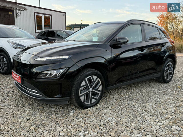 Черный Хендай Kona Electric, объемом двигателя 0 л и пробегом 83 тыс. км за 20900 $, фото 13 на Automoto.ua