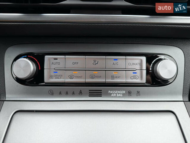 Черный Хендай Kona Electric, объемом двигателя 0 л и пробегом 83 тыс. км за 20700 $, фото 55 на Automoto.ua