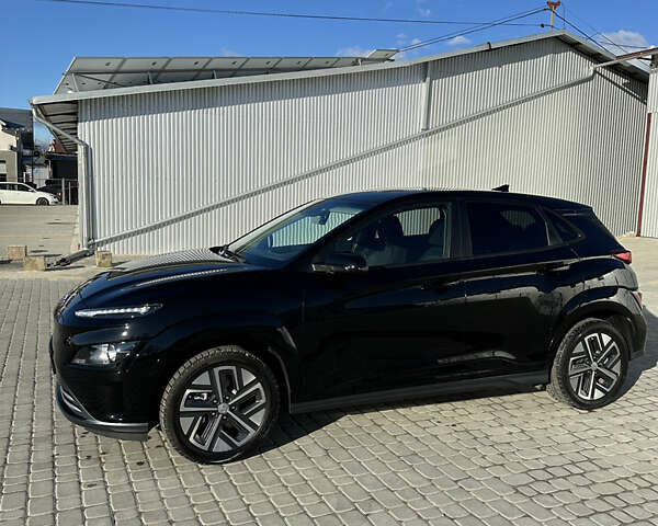Чорний Хендай Kona Electric, об'ємом двигуна 0 л та пробігом 65 тис. км за 19500 $, фото 14 на Automoto.ua