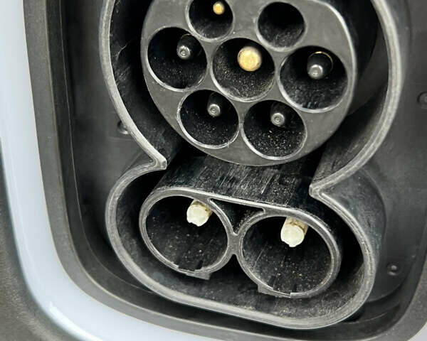 Черный Хендай Kona Electric, объемом двигателя 0 л и пробегом 73 тыс. км за 22699 $, фото 28 на Automoto.ua