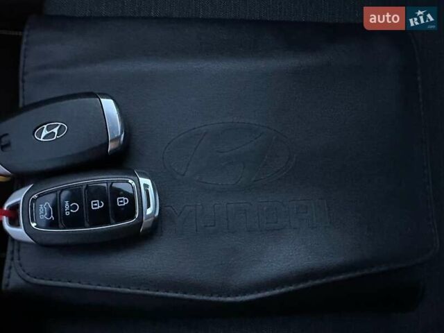 Черный Хендай Kona Electric, объемом двигателя 0 л и пробегом 86 тыс. км за 21500 $, фото 72 на Automoto.ua