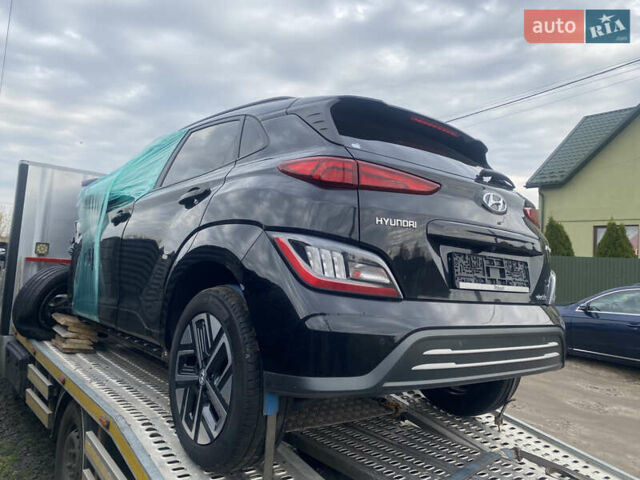 Черный Хендай Kona Electric, объемом двигателя 0 л и пробегом 40 тыс. км за 5000 $, фото 7 на Automoto.ua