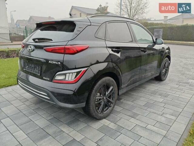 Черный Хендай Kona Electric, объемом двигателя 0 л и пробегом 22 тыс. км за 17900 $, фото 6 на Automoto.ua