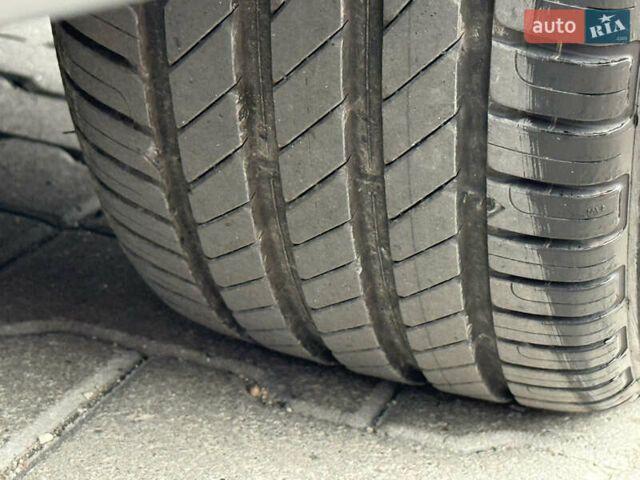 Черный Хендай Kona Electric, объемом двигателя 0 л и пробегом 20 тыс. км за 16999 $, фото 14 на Automoto.ua