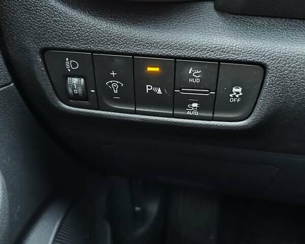 Черный Хендай Kona Electric, объемом двигателя 0 л и пробегом 22 тыс. км за 17900 $, фото 17 на Automoto.ua