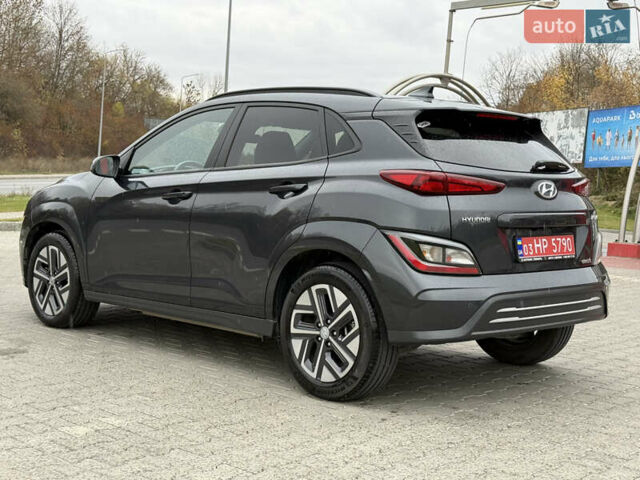 Черный Хендай Kona Electric, объемом двигателя 0 л и пробегом 20 тыс. км за 16999 $, фото 1 на Automoto.ua