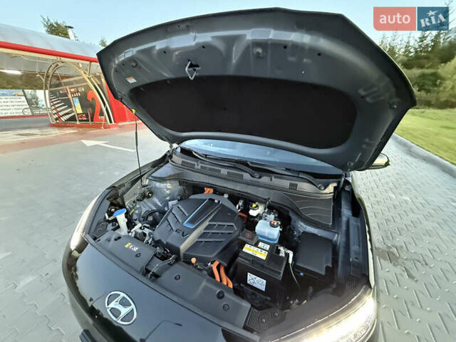 Чорний Хендай Kona Electric, об'ємом двигуна 0 л та пробігом 44 тис. км за 16999 $, фото 14 на Automoto.ua