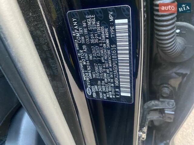 Черный Хендай Kona Electric, объемом двигателя 0 л и пробегом 50 тыс. км за 23500 $, фото 7 на Automoto.ua