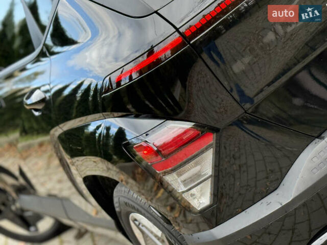 Черный Хендай Kona Electric, объемом двигателя 0 л и пробегом 10 тыс. км за 25399 $, фото 32 на Automoto.ua