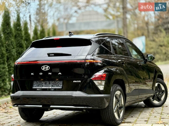 Черный Хендай Kona Electric, объемом двигателя 0 л и пробегом 10 тыс. км за 25399 $, фото 29 на Automoto.ua