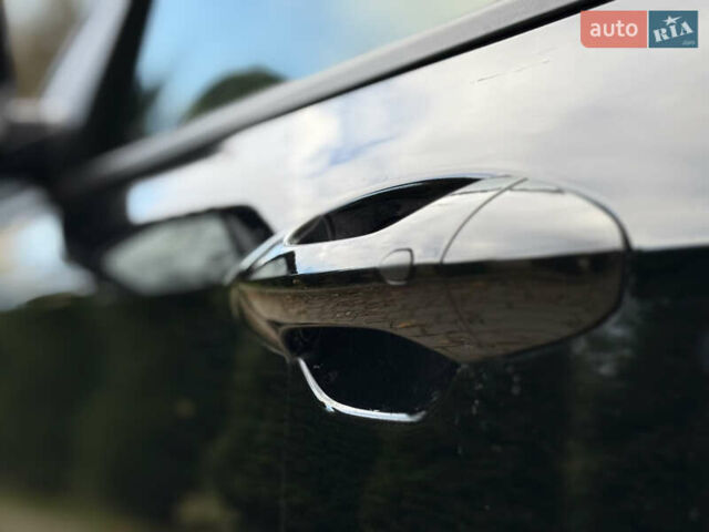 Черный Хендай Kona Electric, объемом двигателя 0 л и пробегом 10 тыс. км за 25399 $, фото 18 на Automoto.ua