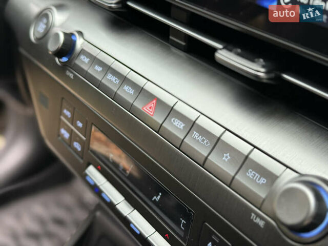 Черный Хендай Kona Electric, объемом двигателя 0 л и пробегом 10 тыс. км за 25399 $, фото 80 на Automoto.ua