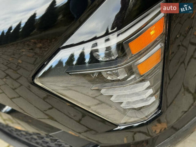 Черный Хендай Kona Electric, объемом двигателя 0 л и пробегом 10 тыс. км за 25399 $, фото 16 на Automoto.ua