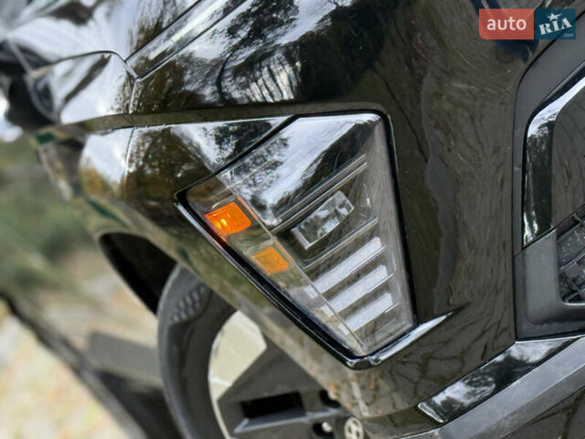 Черный Хендай Kona Electric, объемом двигателя 0 л и пробегом 10 тыс. км за 25399 $, фото 7 на Automoto.ua