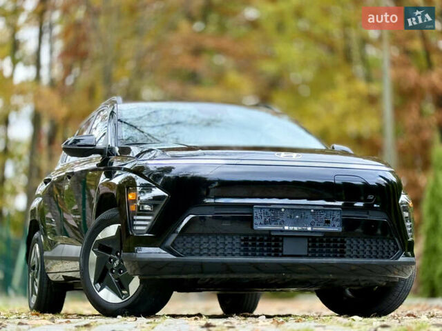 Черный Хендай Kona Electric, объемом двигателя 0 л и пробегом 10 тыс. км за 25399 $, фото 5 на Automoto.ua