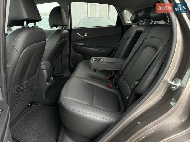 Коричневий Хендай Kona Electric, об'ємом двигуна 0 л та пробігом 59 тис. км за 23400 $, фото 82 на Automoto.ua