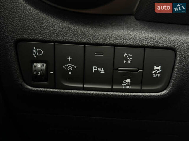 Коричневий Хендай Kona Electric, об'ємом двигуна 0 л та пробігом 59 тис. км за 23400 $, фото 39 на Automoto.ua