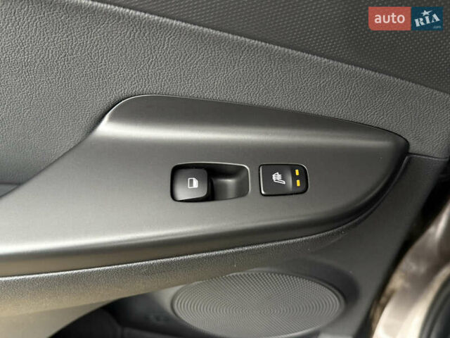 Коричневий Хендай Kona Electric, об'ємом двигуна 0 л та пробігом 59 тис. км за 23400 $, фото 6 на Automoto.ua