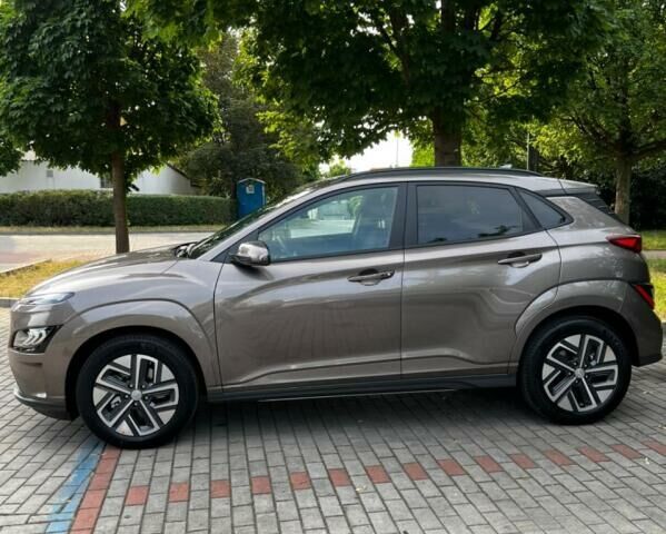 Коричневый Хендай Kona Electric, объемом двигателя 0.04 л и пробегом 1 тыс. км за 38500 $, фото 9 на Automoto.ua