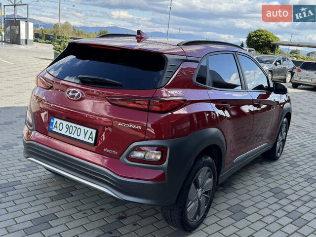 Червоний Хендай Kona Electric, об'ємом двигуна 0 л та пробігом 126 тис. км за 16950 $, фото 3 на Automoto.ua
