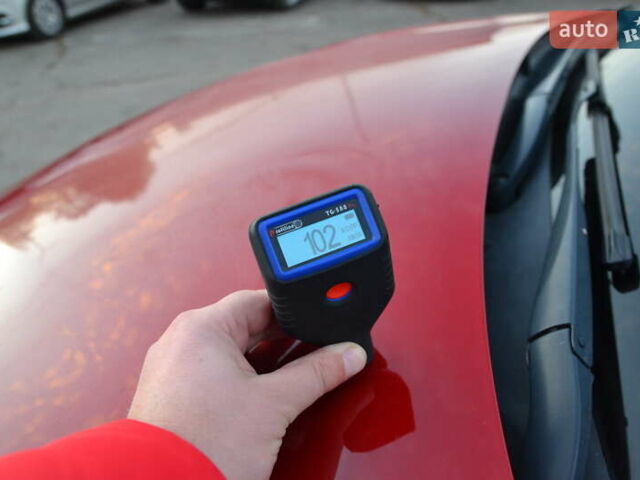 Красный Хендай Kona Electric, объемом двигателя 0 л и пробегом 125 тыс. км за 17500 $, фото 34 на Automoto.ua