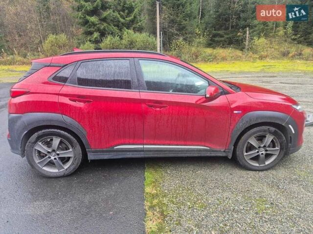Красный Хендай Kona Electric, объемом двигателя 0 л и пробегом 125 тыс. км за 17500 $, фото 49 на Automoto.ua