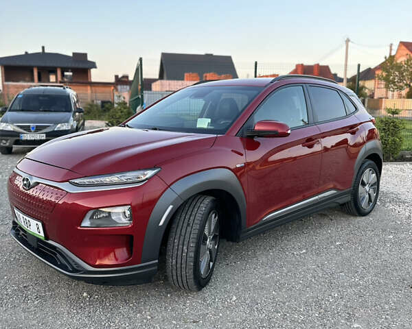 Червоний Хендай Kona Electric, об'ємом двигуна 0 л та пробігом 63 тис. км за 18700 $, фото 6 на Automoto.ua