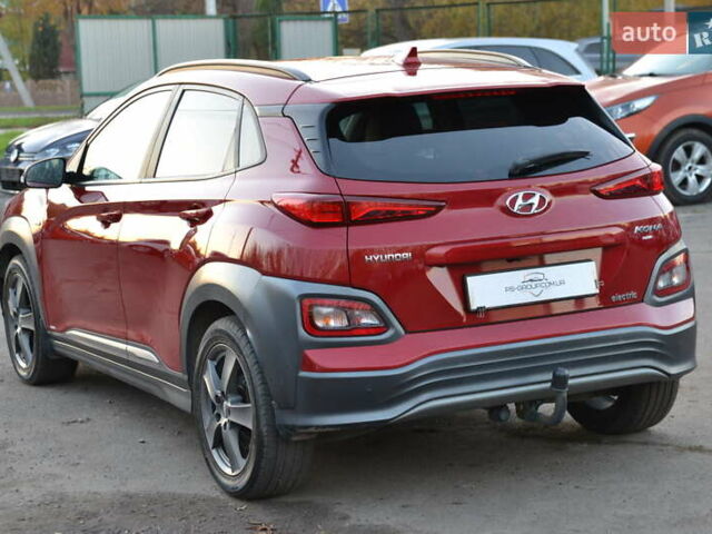 Красный Хендай Kona Electric, объемом двигателя 0 л и пробегом 125 тыс. км за 17500 $, фото 9 на Automoto.ua