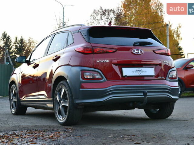 Красный Хендай Kona Electric, объемом двигателя 0 л и пробегом 125 тыс. км за 17500 $, фото 10 на Automoto.ua
