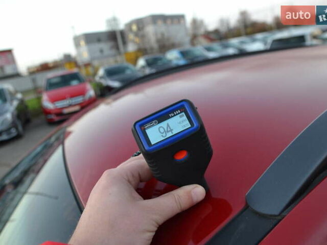 Красный Хендай Kona Electric, объемом двигателя 0 л и пробегом 125 тыс. км за 17500 $, фото 42 на Automoto.ua