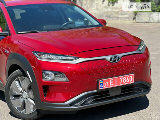 Червоний Хендай Kona Electric, об'ємом двигуна 0 л та пробігом 94 тис. км за 17800 $, фото 2 на Automoto.ua