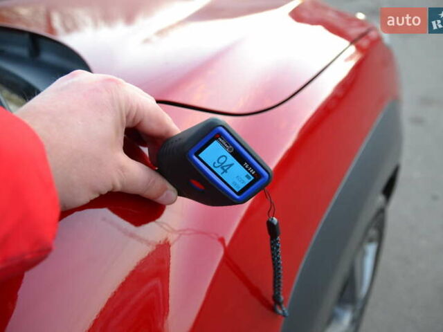 Красный Хендай Kona Electric, объемом двигателя 0 л и пробегом 125 тыс. км за 17500 $, фото 35 на Automoto.ua