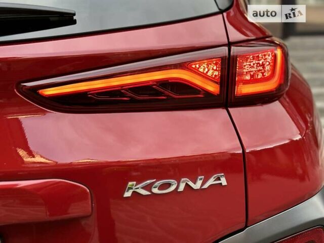 Красный Хендай Kona Electric, объемом двигателя 0 л и пробегом 72 тыс. км за 17400 $, фото 11 на Automoto.ua