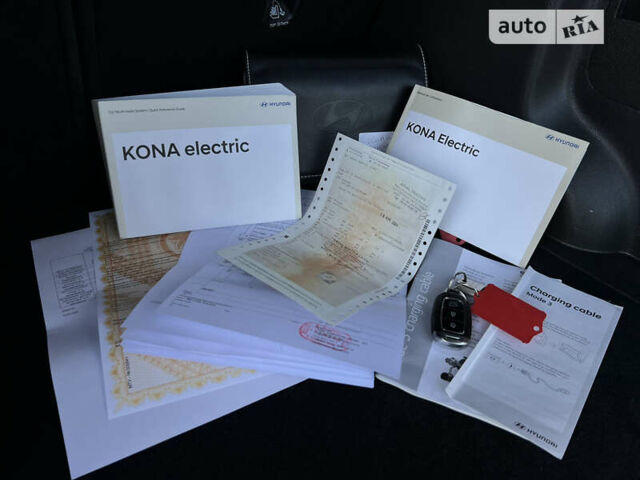 Червоний Хендай Kona Electric, об'ємом двигуна 0 л та пробігом 88 тис. км за 15999 $, фото 84 на Automoto.ua