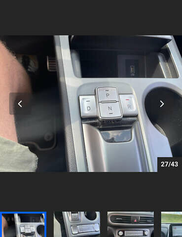 Красный Хендай Kona Electric, объемом двигателя 0 л и пробегом 100 тыс. км за 17900 $, фото 74 на Automoto.ua