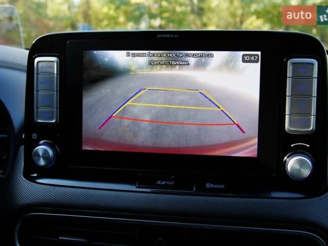 Красный Хендай Kona Electric, объемом двигателя 0 л и пробегом 89 тыс. км за 17950 $, фото 93 на Automoto.ua