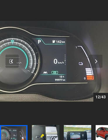 Красный Хендай Kona Electric, объемом двигателя 0 л и пробегом 100 тыс. км за 17900 $, фото 62 на Automoto.ua