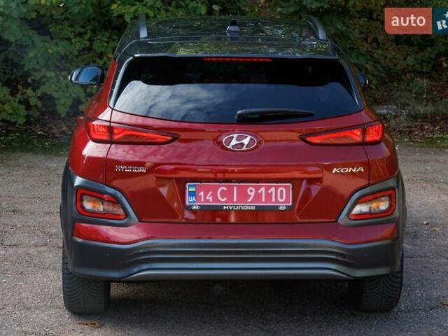Красный Хендай Kona Electric, объемом двигателя 0 л и пробегом 89 тыс. км за 17950 $, фото 20 на Automoto.ua