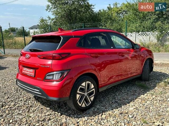 Красный Хендай Kona Electric, объемом двигателя 0 л и пробегом 113 тыс. км за 19900 $, фото 21 на Automoto.ua