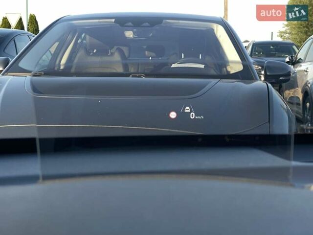 Красный Хендай Kona Electric, объемом двигателя 0 л и пробегом 105 тыс. км за 20500 $, фото 11 на Automoto.ua