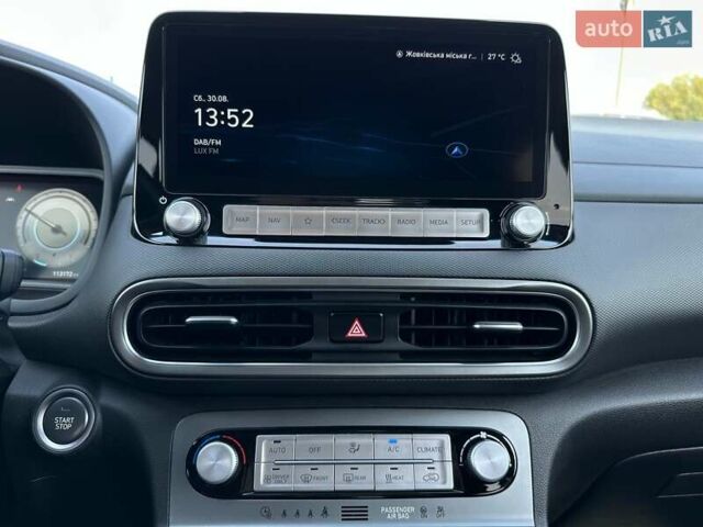 Красный Хендай Kona Electric, объемом двигателя 0 л и пробегом 113 тыс. км за 19900 $, фото 47 на Automoto.ua