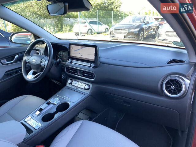 Червоний Хендай Kona Electric, об'ємом двигуна 0 л та пробігом 52 тис. км за 23200 $, фото 89 на Automoto.ua