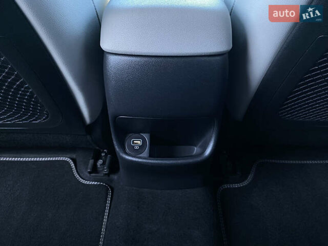 Червоний Хендай Kona Electric, об'ємом двигуна 0 л та пробігом 52 тис. км за 23200 $, фото 83 на Automoto.ua