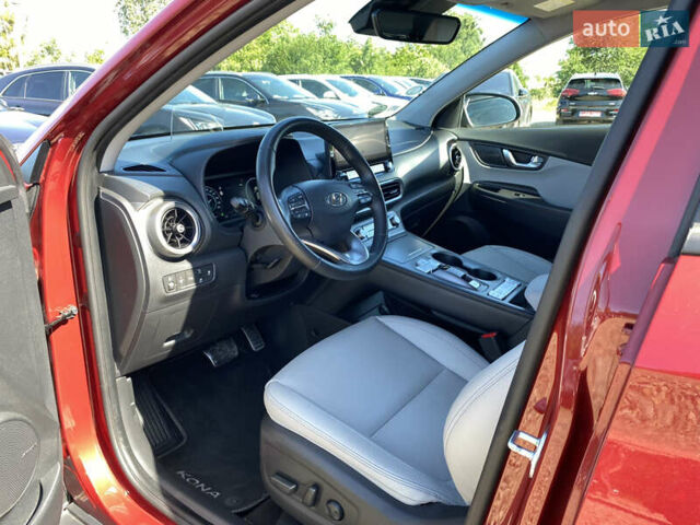Червоний Хендай Kona Electric, об'ємом двигуна 0 л та пробігом 52 тис. км за 23200 $, фото 32 на Automoto.ua