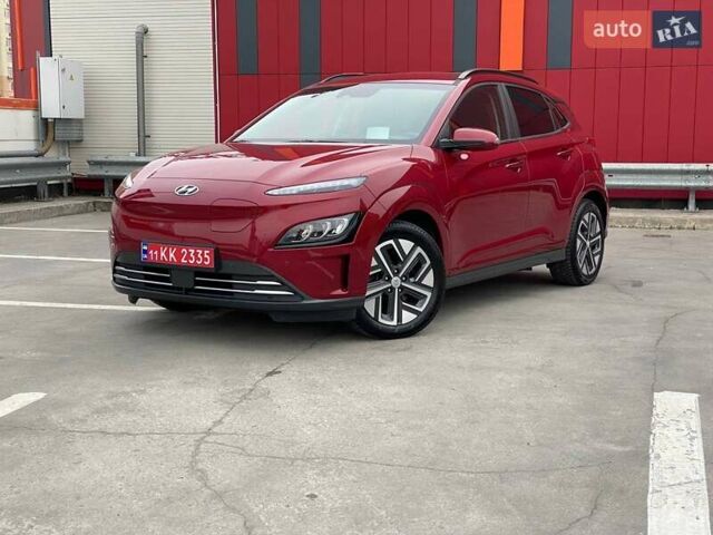Красный Хендай Kona Electric, объемом двигателя 0 л и пробегом 67 тыс. км за 19999 $, фото 1 на Automoto.ua