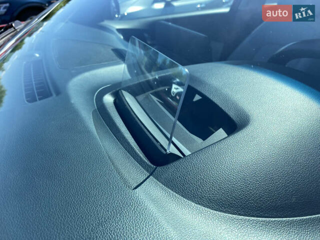 Червоний Хендай Kona Electric, об'ємом двигуна 0 л та пробігом 52 тис. км за 23200 $, фото 30 на Automoto.ua