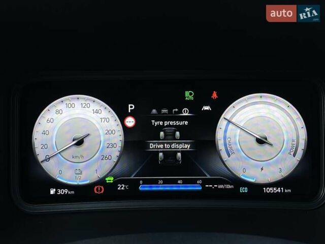 Червоний Хендай Kona Electric, об'ємом двигуна 0 л та пробігом 105 тис. км за 20200 $, фото 55 на Automoto.ua