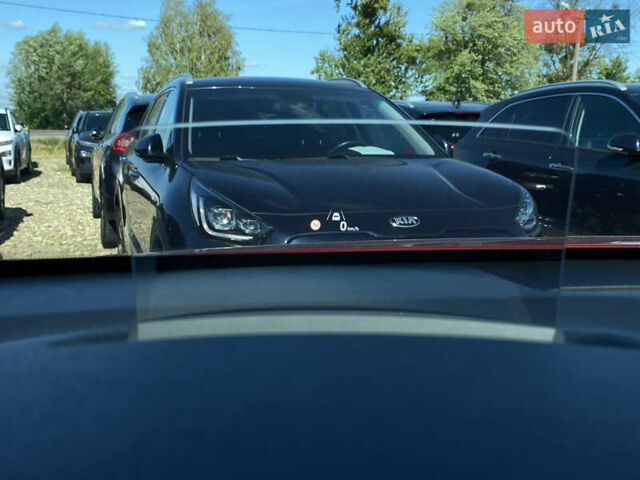 Червоний Хендай Kona Electric, об'ємом двигуна 0 л та пробігом 52 тис. км за 23200 $, фото 41 на Automoto.ua