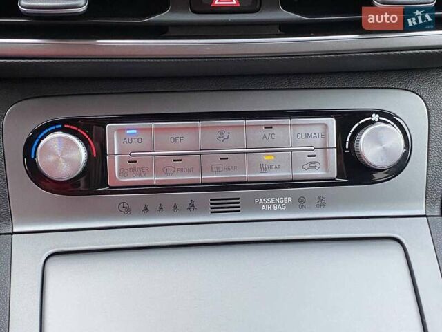 Красный Хендай Kona Electric, объемом двигателя 0 л и пробегом 67 тыс. км за 19999 $, фото 20 на Automoto.ua